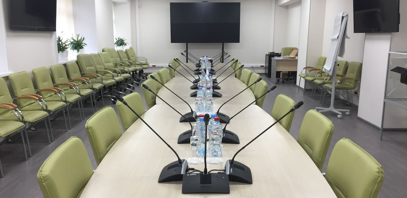 Оборудование для конференц-залов