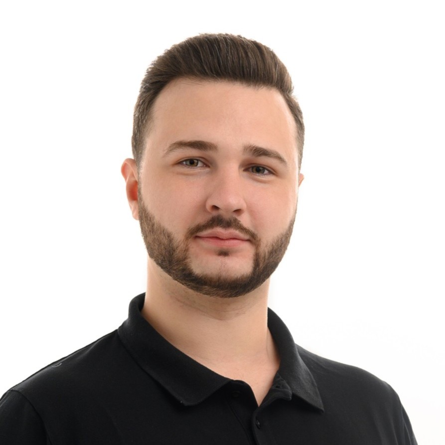 Менеджер