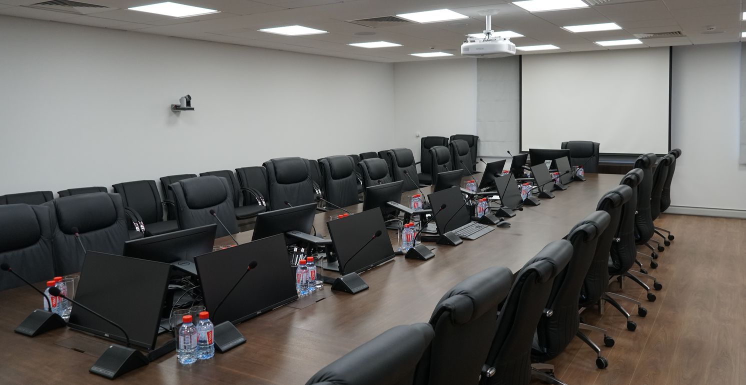 Конференц-зал и переговорные комнаты для компании "Рустранском"
