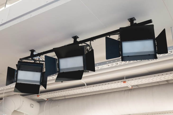 Постановочное освещение